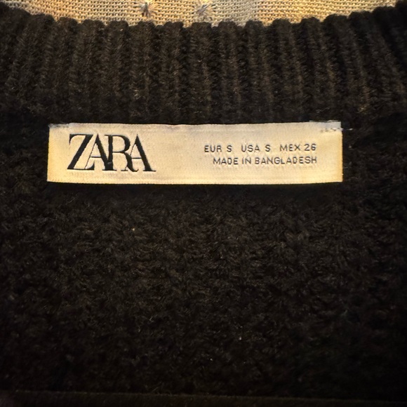Zara Black V-Neck Cable Knit Relaxed Cozy Long Sleeve Sweater• Small - Picture 4 of 5